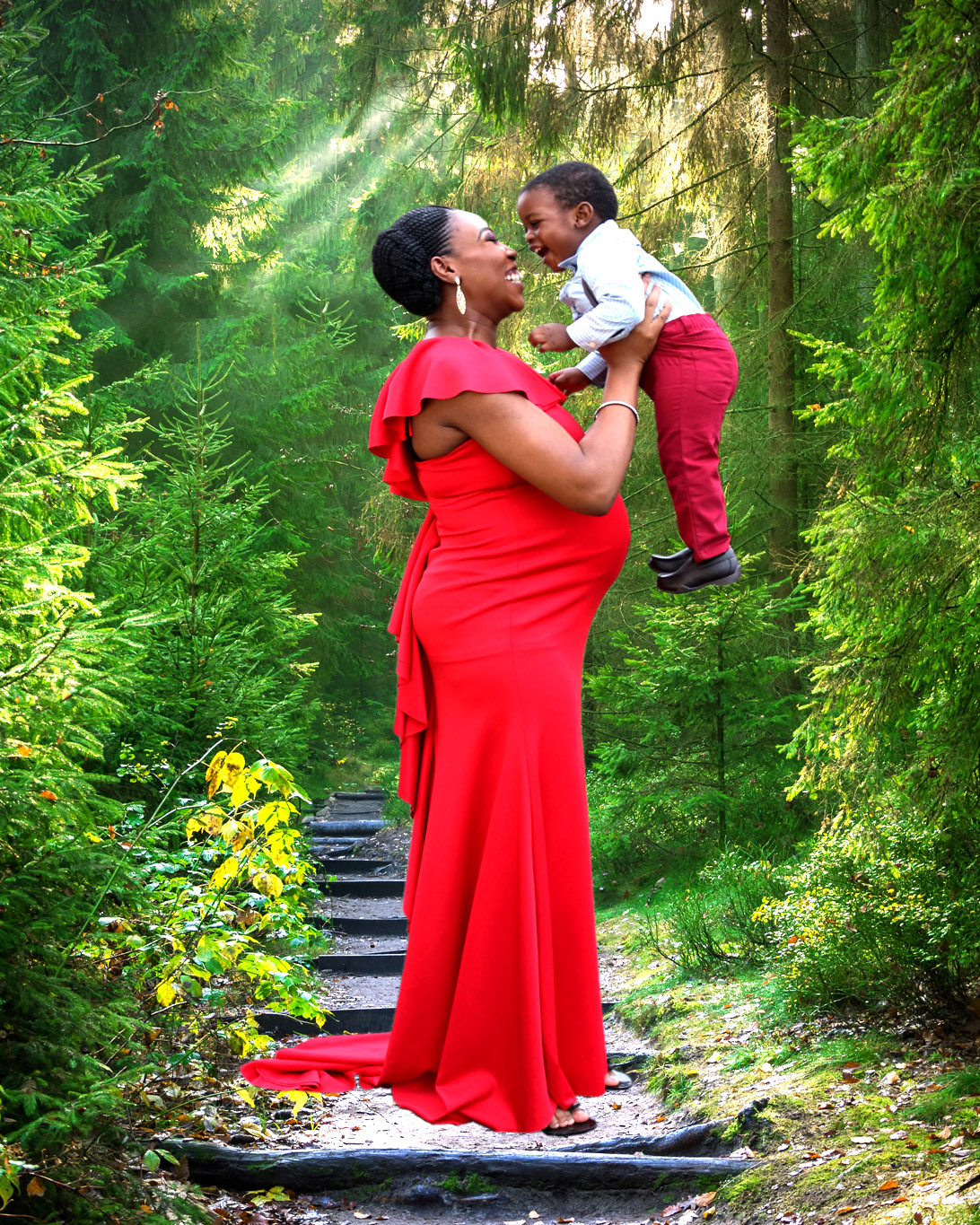 Nature Pregnancy photography in Laurel, MD by a Maternity Photographer in Baltimore.