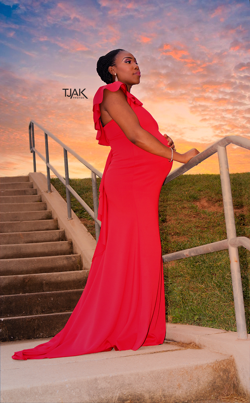 Sunset Maternity Photoshoot - Pregnancy photography by a maternity photographer in Laurel, MD.